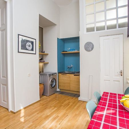 Charming 2Br Apartment In Old Tbilisi - By Wehost ภายนอก รูปภาพ