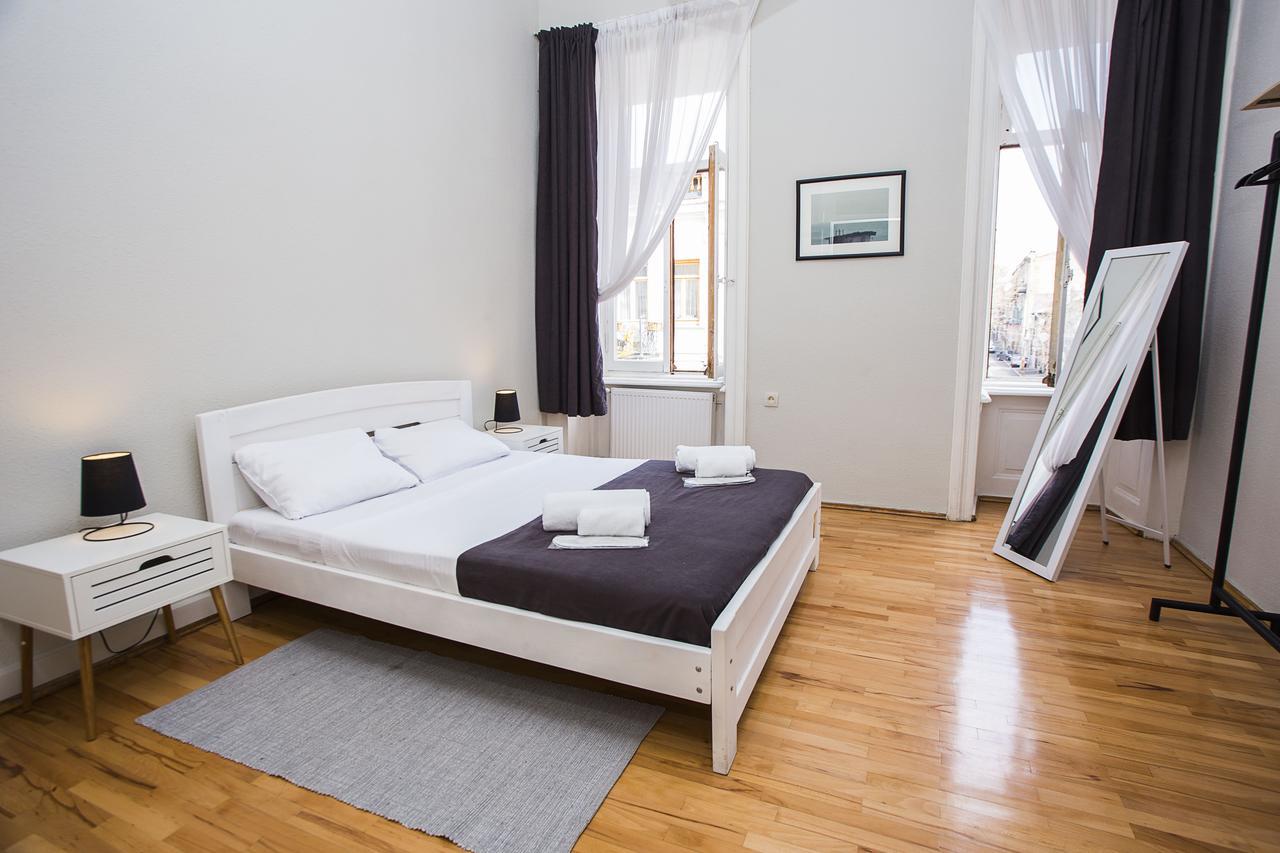 Charming 2Br Apartment In Old Tbilisi - By Wehost ภายนอก รูปภาพ